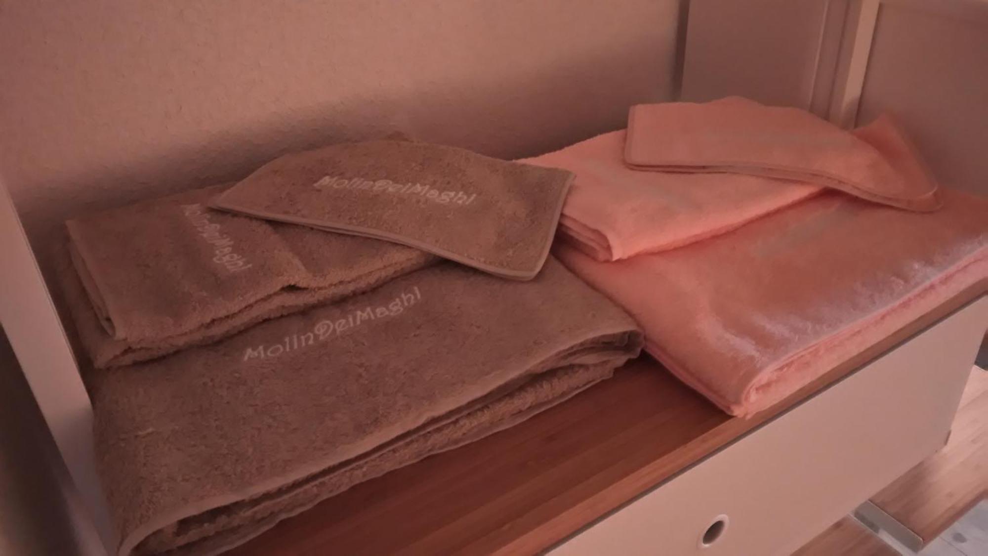 Molindeimaghi Bed & Breakfast ฟอนโด ห้อง รูปภาพ
